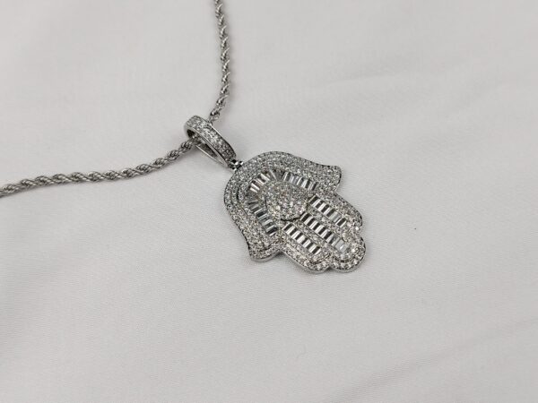 IMG_20250714_153317_1 Hamsa con Circonias